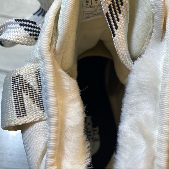 The North Face ThermoBall Lace Up Luxe WP Boots/Women’s Size 11 (NEW) - Picture 7 of 10